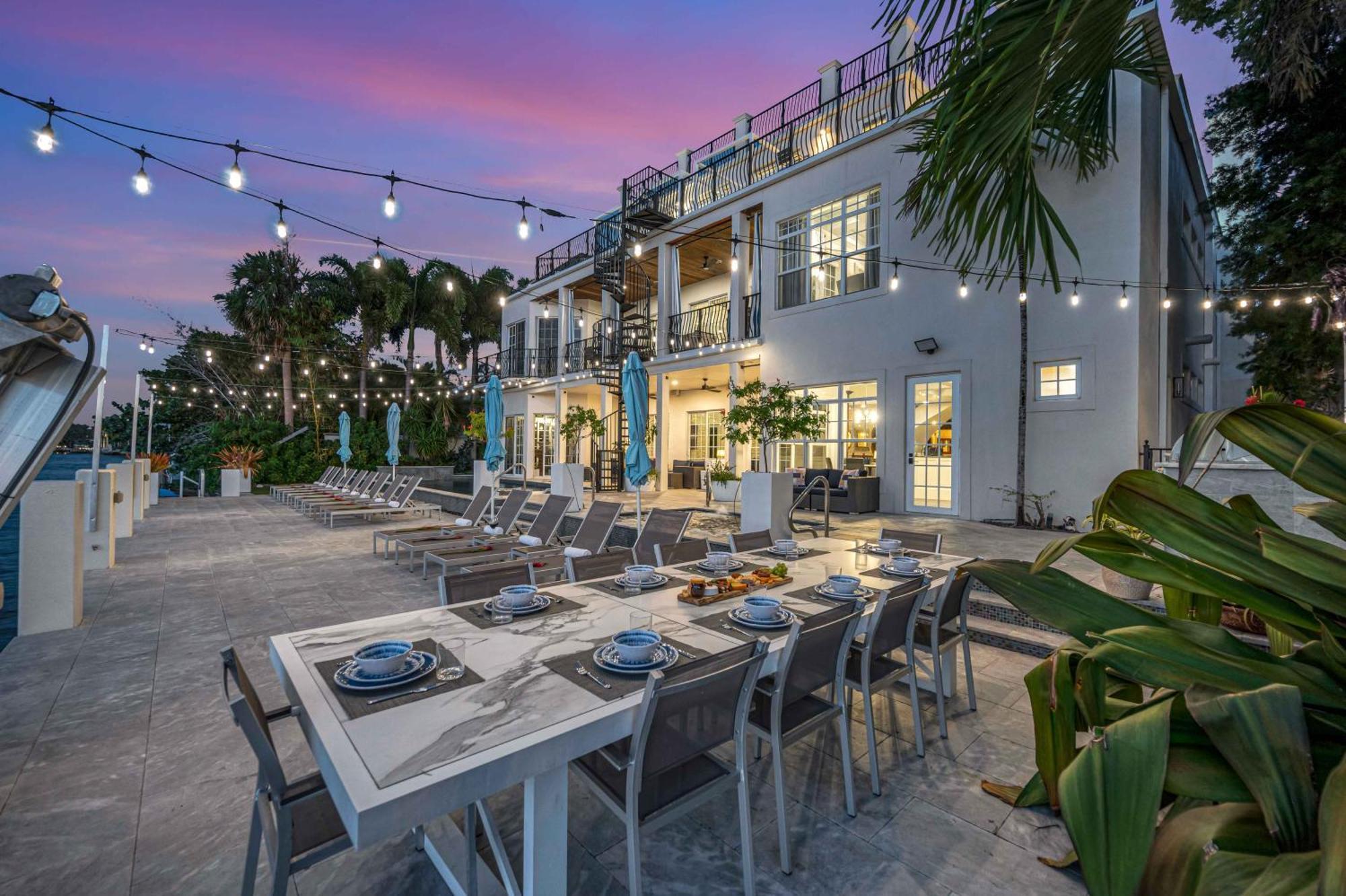 The Modern Castle Canal View Access Rooftop Living Greenhouse Vlllas Fort Lauderdale Zewnętrze zdjęcie